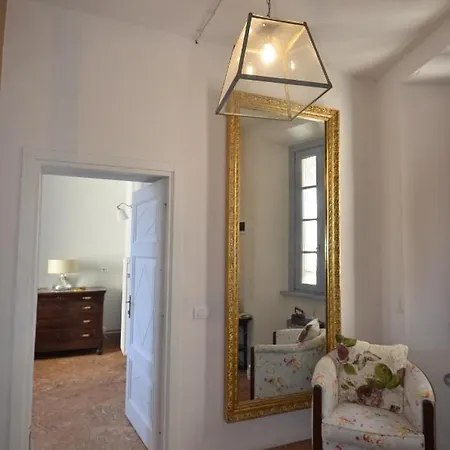 Nobiallum Μενάτζιο